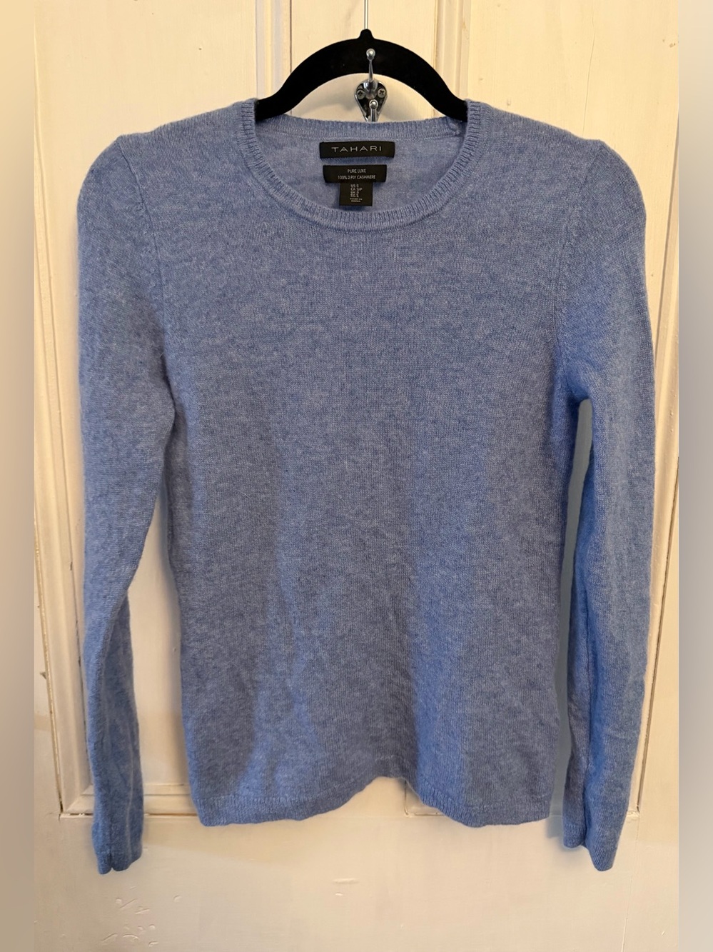 Tahari 100% Cashmere Crewneck Sweater — Size Small